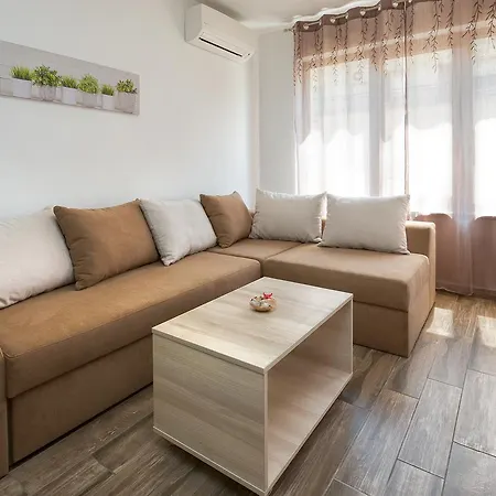 Alemar 3 Apartment Varna