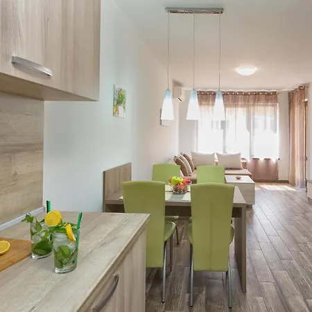 Apartment Alemar 3